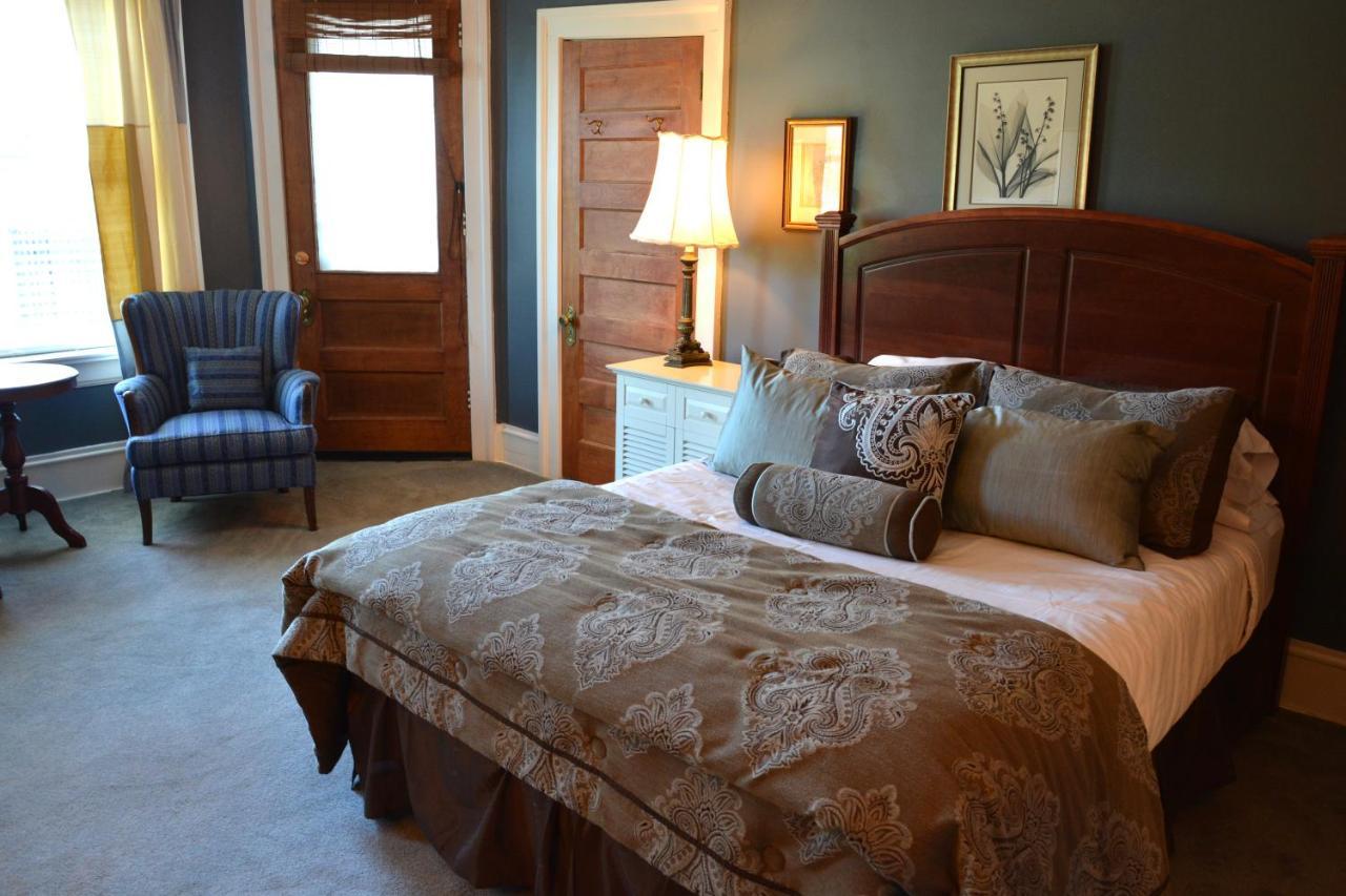 Inn At 835 Boutique Hotel Springfield Bagian luar foto